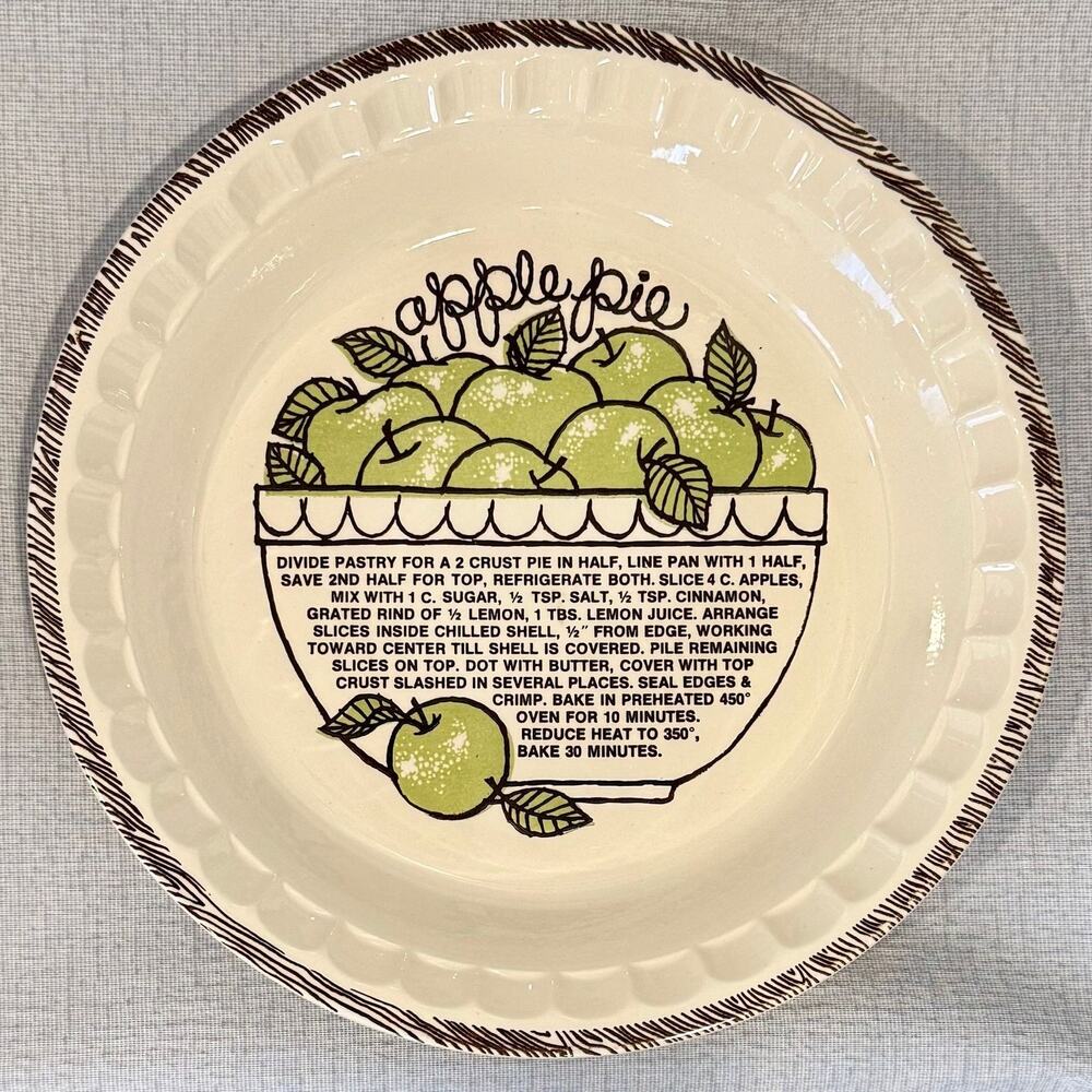 Vintage Apple Pie Plate Country Harvest Royal China USA Apple Pie Plate 11”
